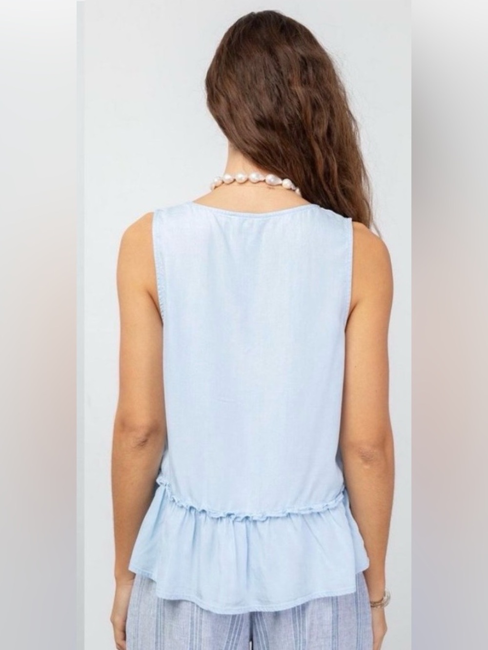 EUC Rails “Mira” top in Light Vintage Blue - Picture 2 of 8